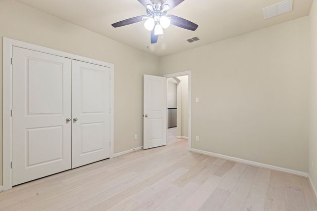 220 Sir Brine Drive, Lewisville, TX 75056