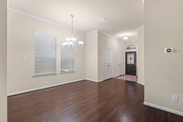 220 Sir Brine Drive, Lewisville, TX 75056