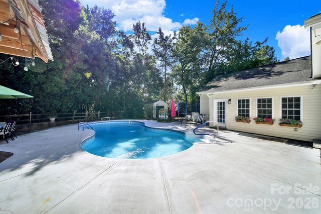 1219 Honeybee Trail, Fort Mill, SC 29715