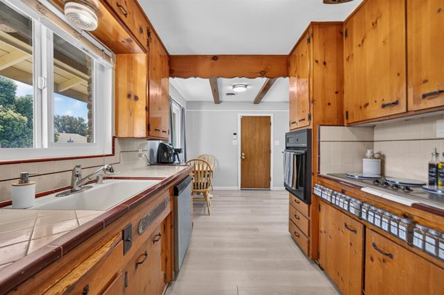 5005 I Pkwy, Sacramento, CA 95823