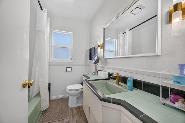 5005 I Pkwy, Sacramento, CA 95823