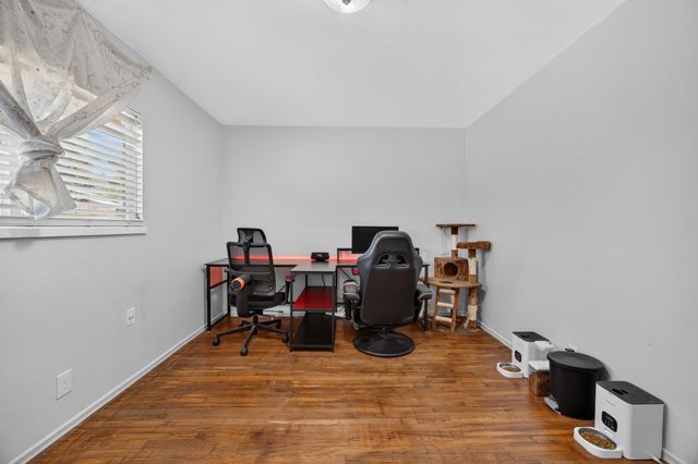 5005 I Pkwy, Sacramento, CA 95823