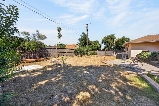 5005 I Pkwy, Sacramento, CA 95823