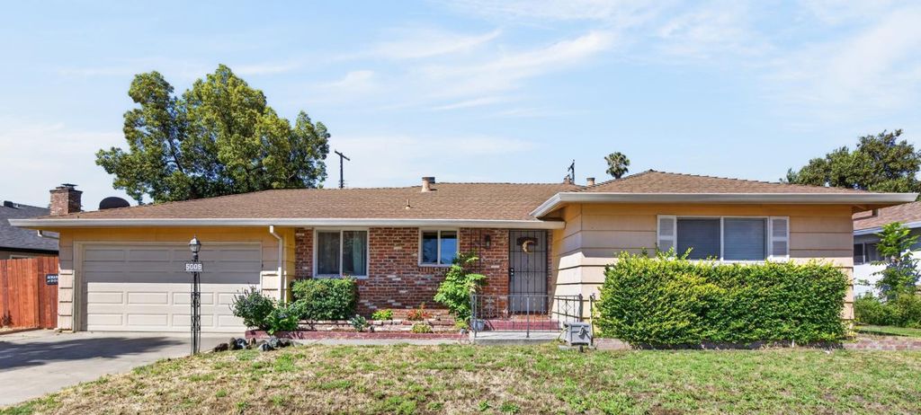 5005 I Pkwy, Sacramento, CA 95823