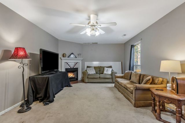 7164 Dice Lampley Rd, Fairview, TN 37062