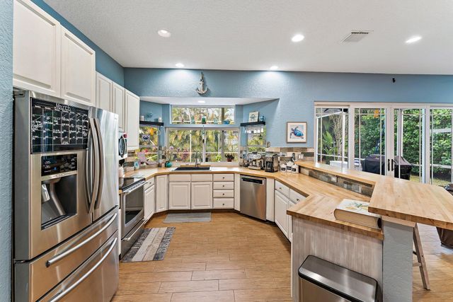 19115 SE Coral Reef Lane, Jupiter, FL 33458