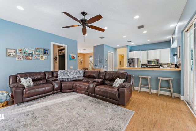 19115 SE Coral Reef Lane, Jupiter, FL 33458