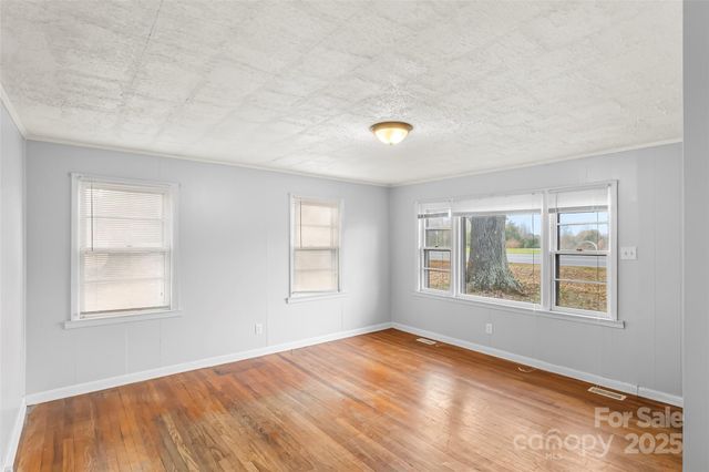 2282 Rome Jones Road, Newton, NC 28658