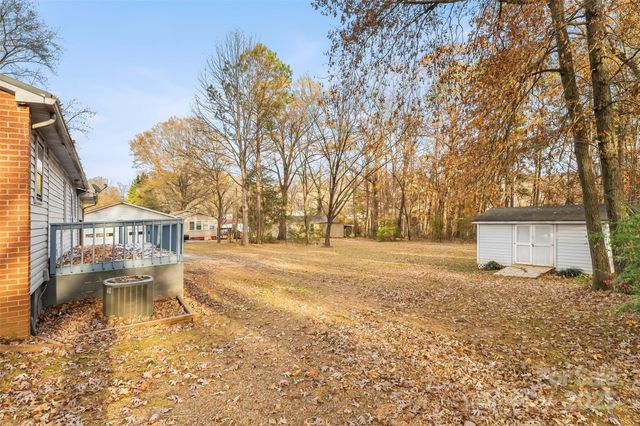 2282 Rome Jones Road, Newton, NC 28658