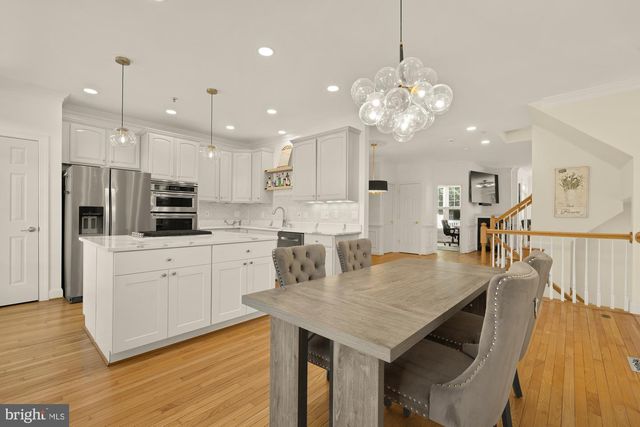 5420 EDSALL RIDGE PL, Alexandria, VA 22312