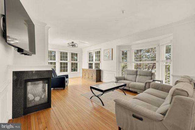 5420 EDSALL RIDGE PL, Alexandria, VA 22312