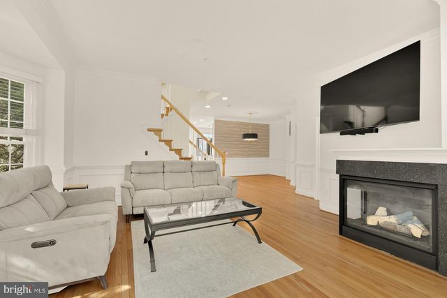 5420 EDSALL RIDGE PL, Alexandria, VA 22312