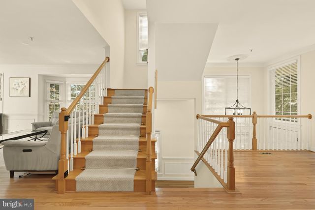 5420 EDSALL RIDGE PL, Alexandria, VA 22312