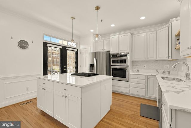 5420 EDSALL RIDGE PL, Alexandria, VA 22312