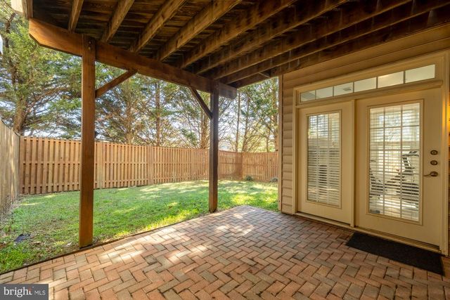 5420 EDSALL RIDGE PL, Alexandria, VA 22312