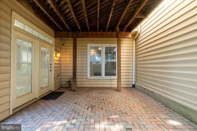 5420 EDSALL RIDGE PL, Alexandria, VA 22312