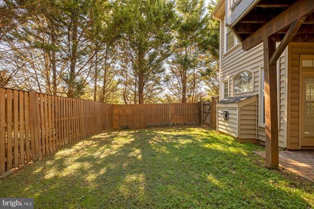 5420 EDSALL RIDGE PL, Alexandria, VA 22312