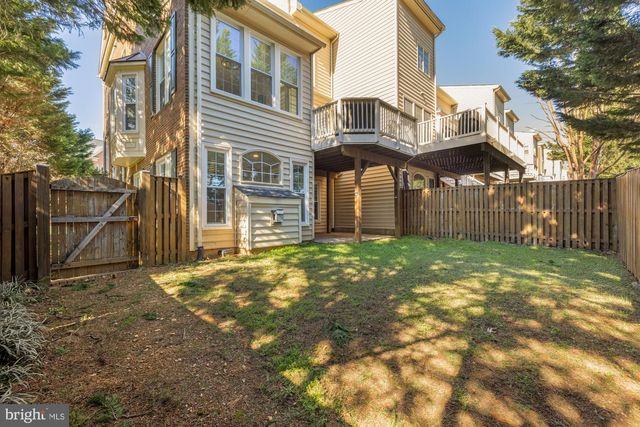 5420 EDSALL RIDGE PL, Alexandria, VA 22312