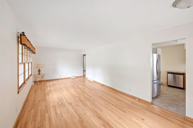 723 19th Street, West Des Moines, IA 50265