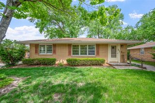 723 19th Street, West Des Moines, IA 50265