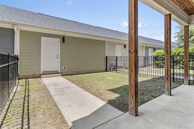 1555 Washington Street, Chattanooga, TN 37408