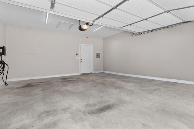 1555 Washington Street, Chattanooga, TN 37408