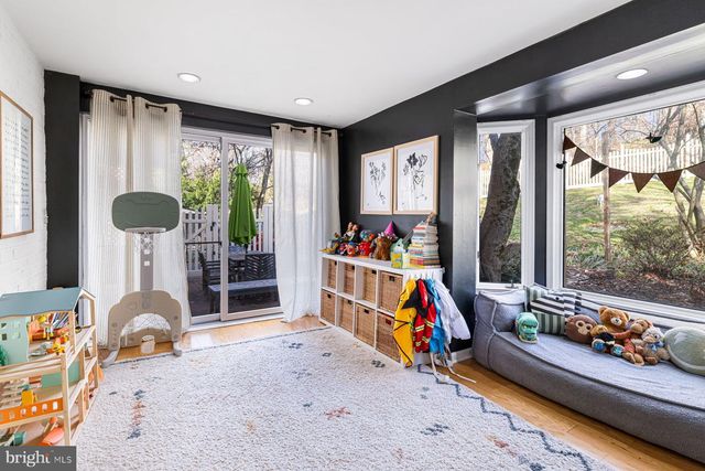 8312 TULPEHOCKEN AVE, Elkins Park, PA 19027