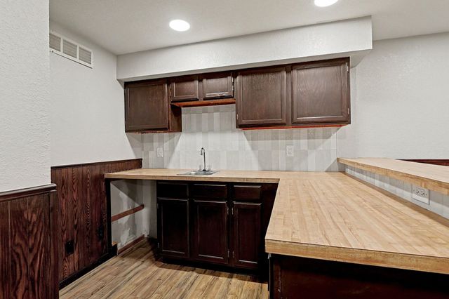 326 N Shefford, Wichita, KS 67212