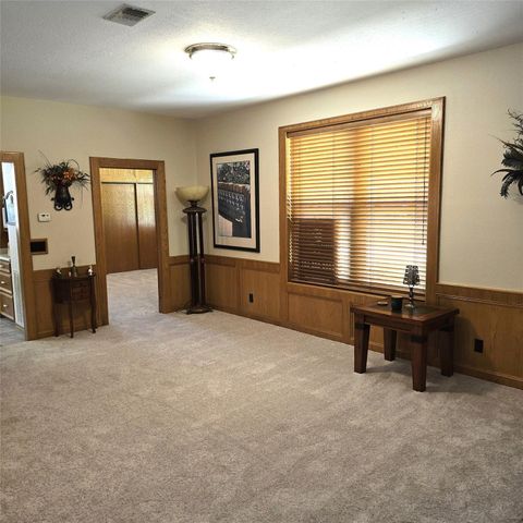 26 Westpoint Drive, Trinity, TX 75862