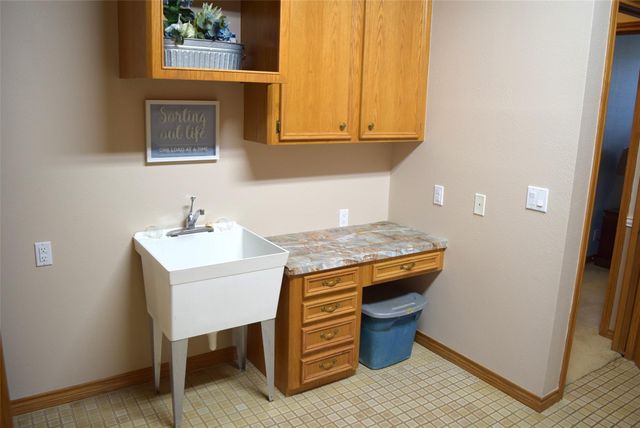 26 Westpoint Drive, Trinity, TX 75862