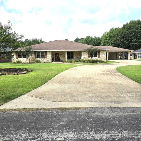 26 Westpoint Drive, Trinity, TX 75862