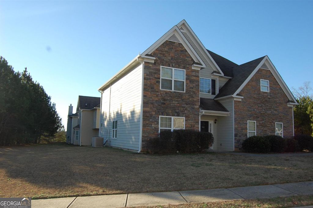 5186 Upper Elm Street, South Fulton, GA 30349