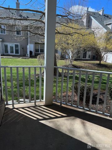 478 Witney Court, North Brunswick, NJ 08902