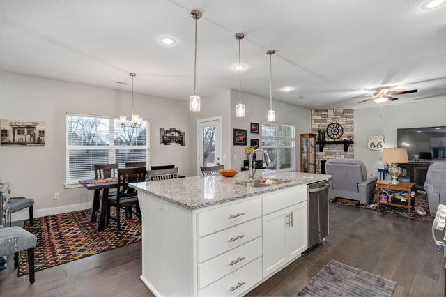 4259 W Orchard Lane, Battlefield, MO 65619