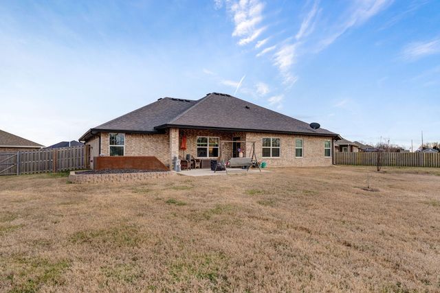 4259 W Orchard Lane, Battlefield, MO 65619