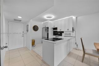 400 Leslie Dr 605, Hallandale Beach, FL 33009