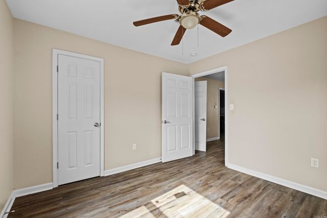 7707 W 45TH Street, Little Rock, AR 72204