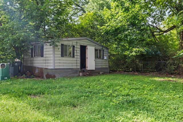 7707 W 45TH Street, Little Rock, AR 72204