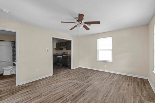 7707 W 45TH Street, Little Rock, AR 72204