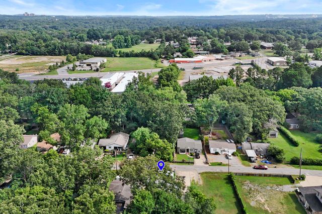 7707 W 45TH Street, Little Rock, AR 72204