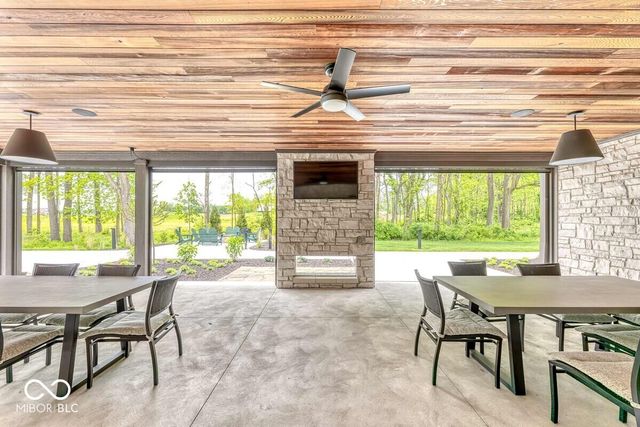 11471 Briargate Drive, Fishers, IN 46040