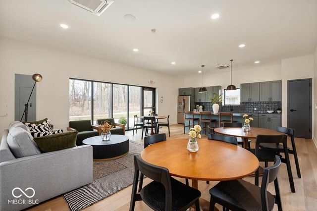 11471 Briargate Drive, Fishers, IN 46040