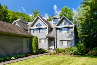 35 River View 35, Avon, CT 06001