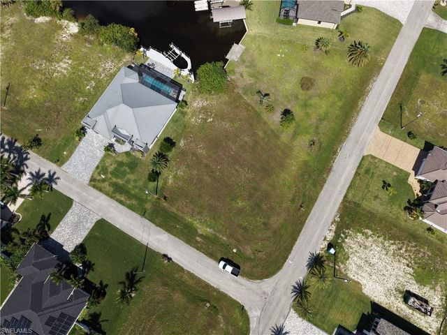516 NW 33rd AVE, Cape Coral, FL 33993