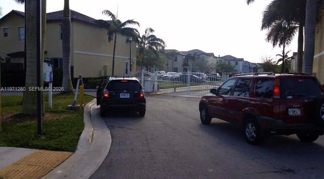 2928 SE 2nd St 8, Homestead, FL 33033