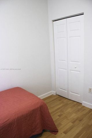 2928 SE 2nd St 8, Homestead, FL 33033