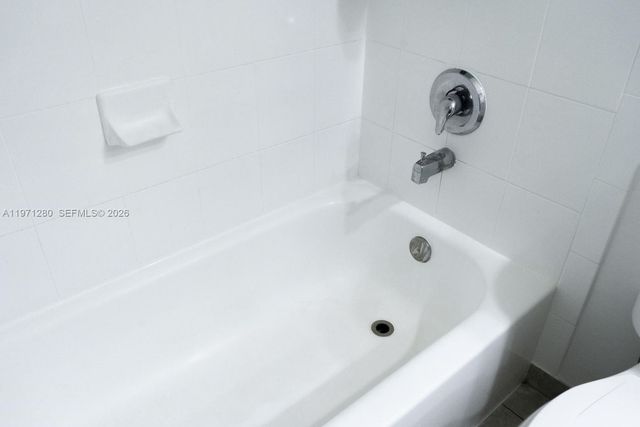 2928 SE 2nd St 8, Homestead, FL 33033