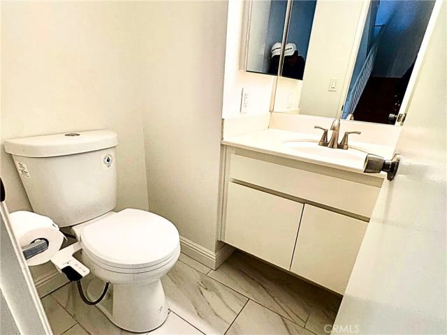 9131 Burnet Ave 23, North Hills, CA 91343