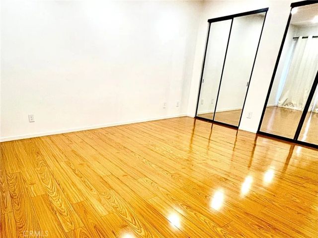 9131 Burnet Ave 23, North Hills, CA 91343
