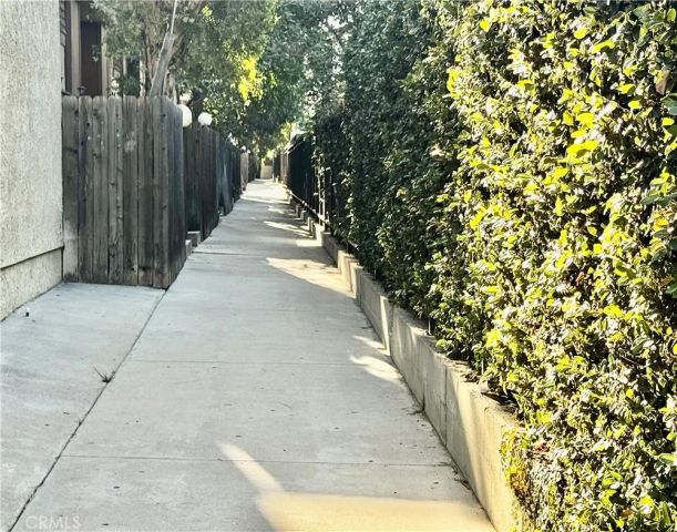 9131 Burnet Ave 23, North Hills, CA 91343